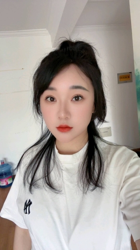 梅子涵的照片