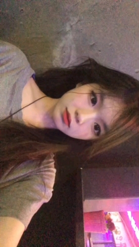 草莓布丁i的照片