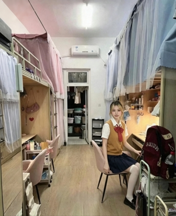 情缘婉婉的照片