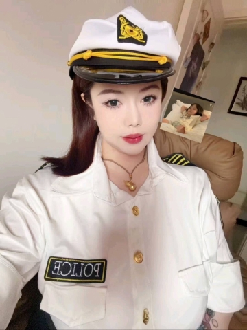 臭宝贝她的照片