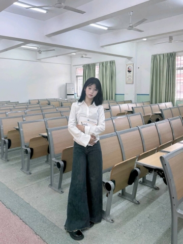 小果莉的照片