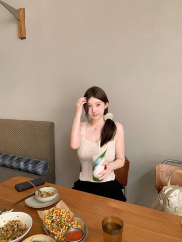 猫系女友的照片