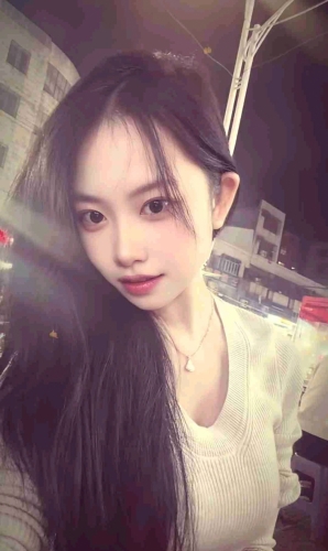 优雅姑娘的照片