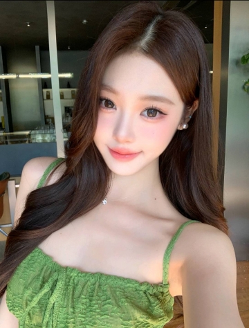 李云朵的照片