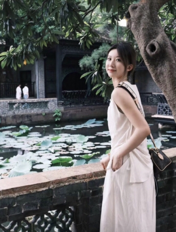 安妮Annieg的照片