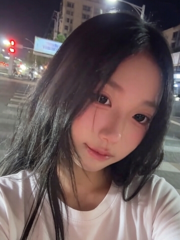 吖吖r186的照片