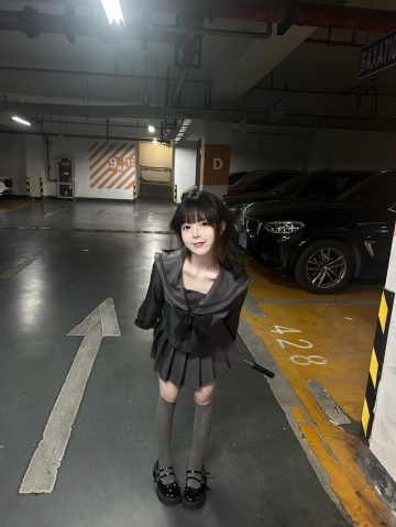 唯洛的照片