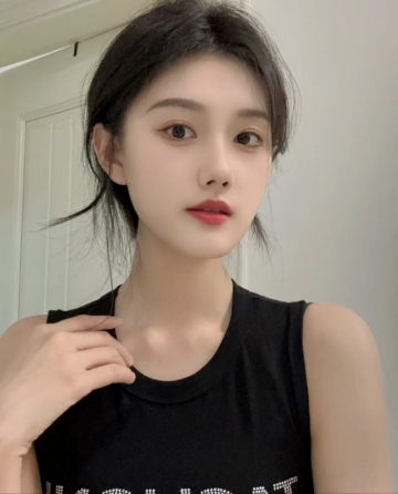 一米八的小猪猪的照片
