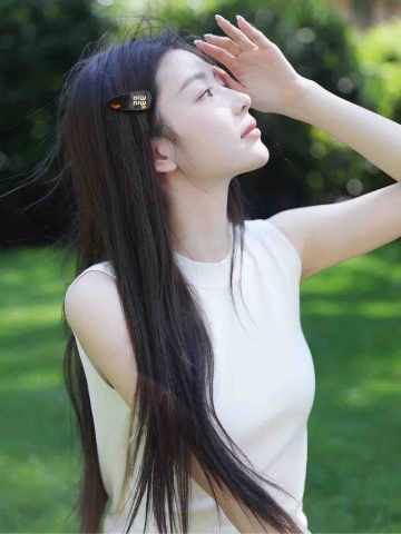 小熊睡不饱的照片