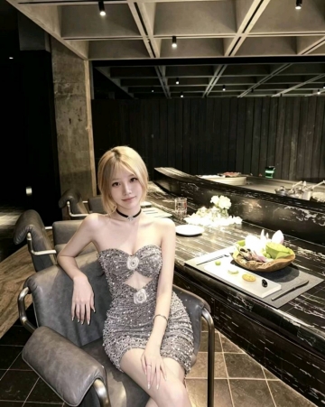 情缘婉婉的照片