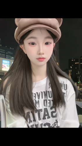 安静的女子的照片