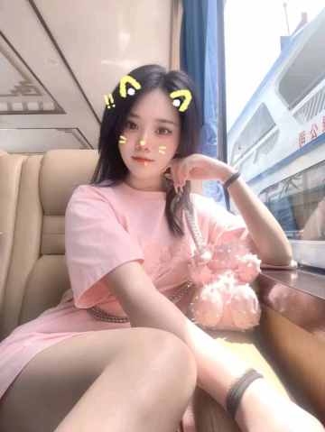 洛小西的照片