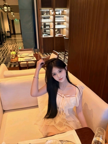 刘静静的照片