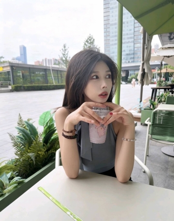 美奈子的照片