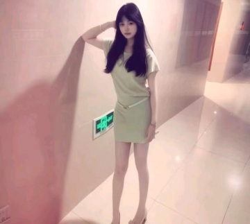 嘉欣渴的照片