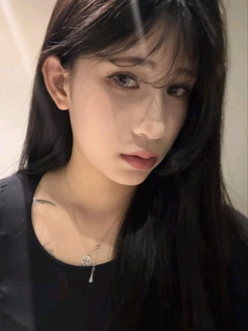 琴柔的照片
