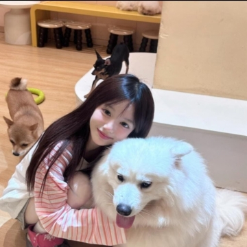 郁郁苏的照片