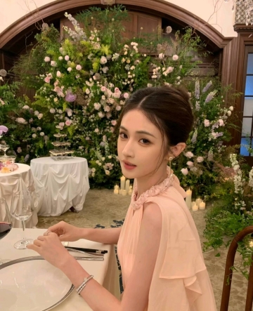 田甜子的照片