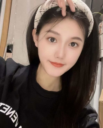 小红帽猫的照片