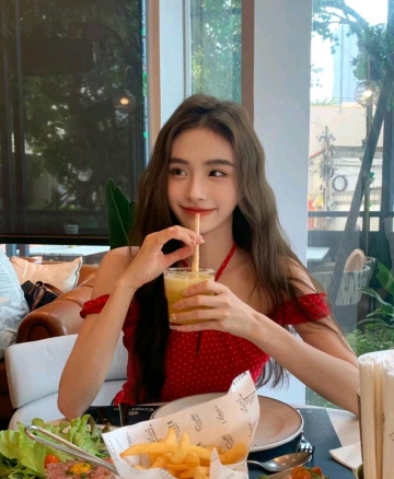 媛媛儿的照片