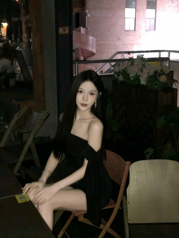 ai呦的照片