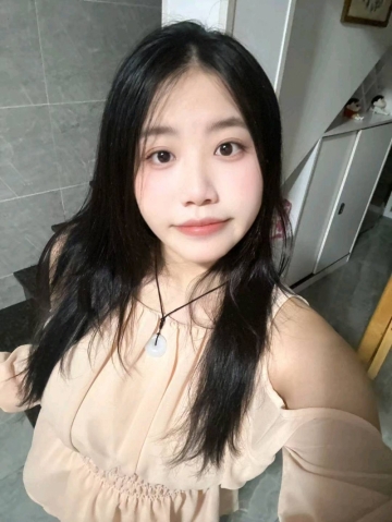 嫣然一笑h的照片