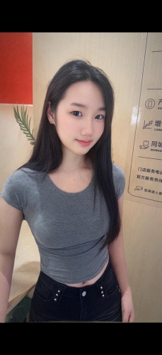 周蛮的照片