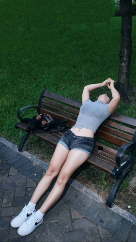 田甜子的照片