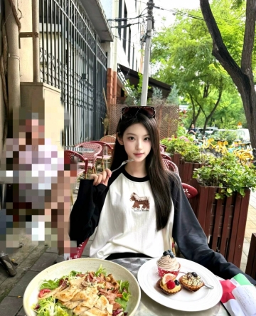 菲儿2024的照片