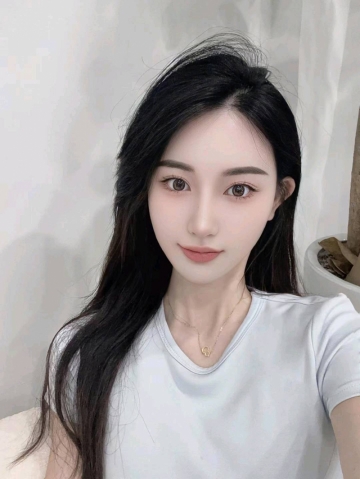 冬季女孩的照片