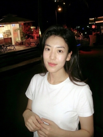 王密儿的照片