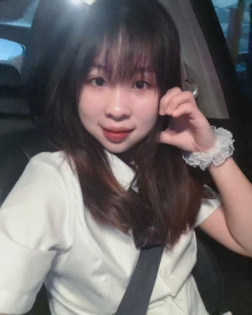 温厚的素颜的照片