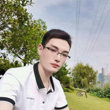 阳顶天Aa的照片