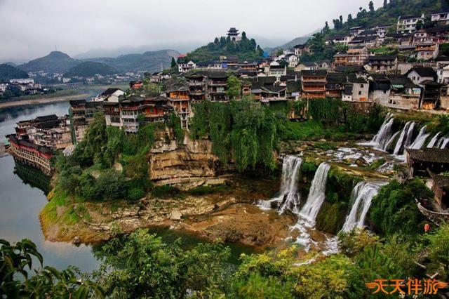 芙蓉镇该怎么玩儿