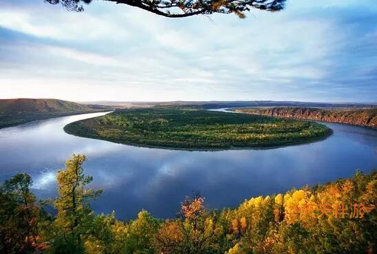 寻找真正的秋天的美丽，那就去大兴安岭吧