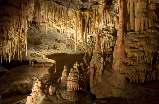 天然奇境：喀车纳洞穴州立公园